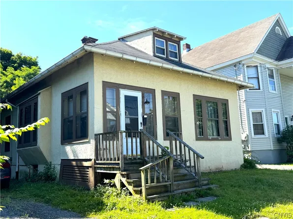 1207 Kossuth Ave, Utica, NY 13501