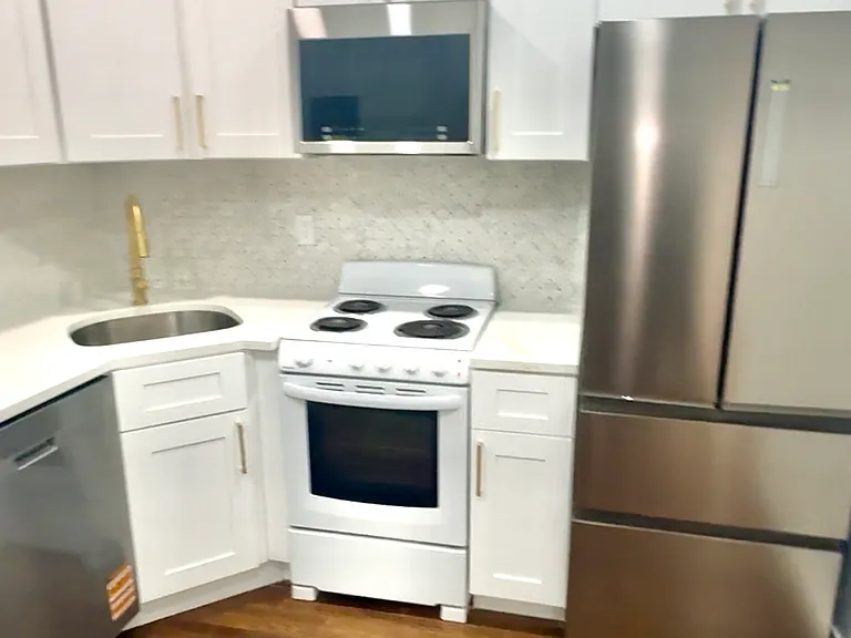 163 Eldridge St #2A — Photo 2