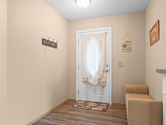 4th image of 412 Ozzie Street NW