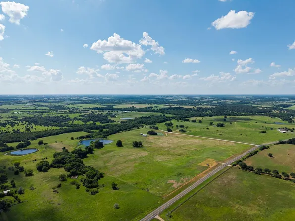 7941 N Fm 1371 Rd, Bellville, TX 77418