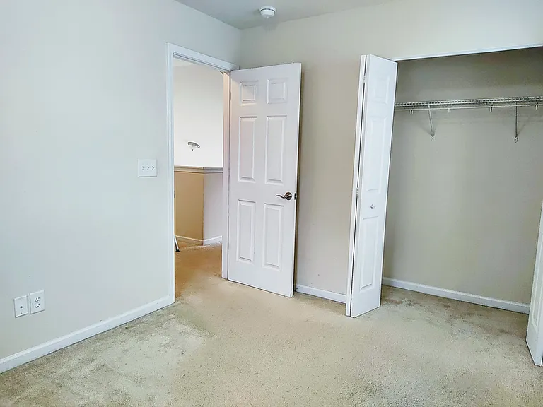 320 Hammond Oak Ln — Photo 15