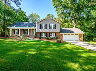 3301 Manor Ridge Dr, Raleigh, NC 27603
