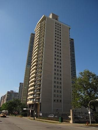 1st image of 3470 N Lake Shore Dr APT 25A