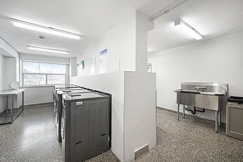 24 Ida St Photo 1