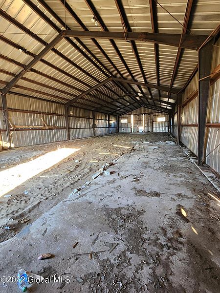 3rd image of 5184 Cascade Road