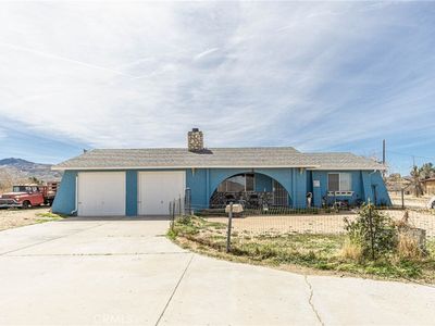 25835 Desert View Rd, Apple Valley, CA, 92308