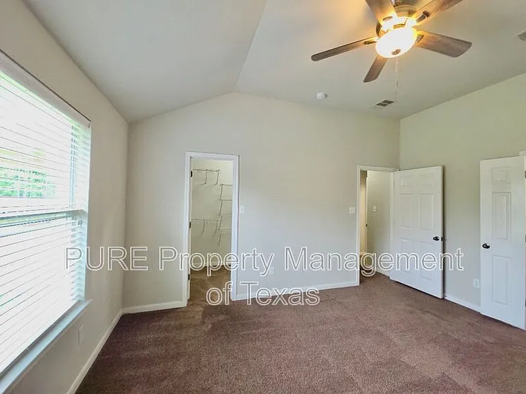 1104 Kensington Castle Trl — Photo 12