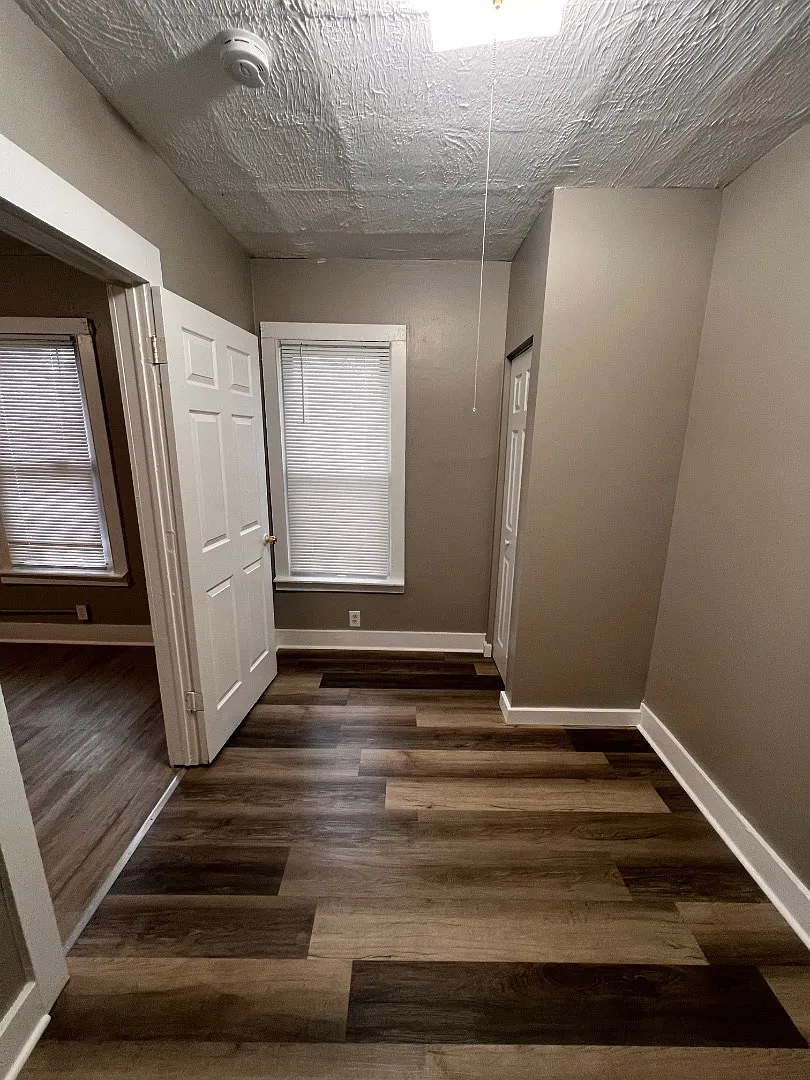 Fully Renovated 5-Bedroom, 2-Bath Single-Family Driveway + Water, Sewer & Trash Covered — Photo 2