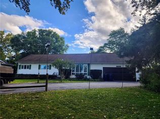 162 Lysander Dr, Rochester, NY 14623