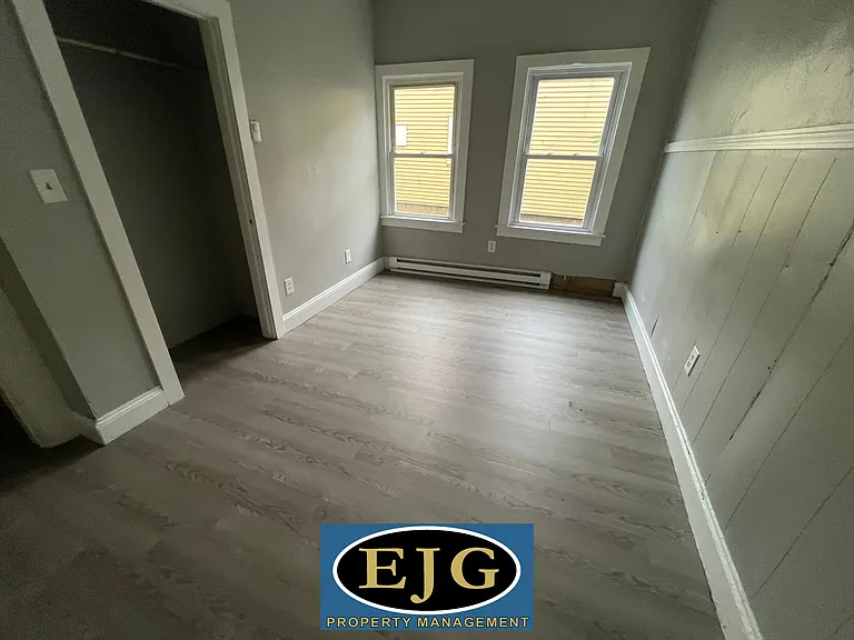 211 Pine St #1 — Photo 7