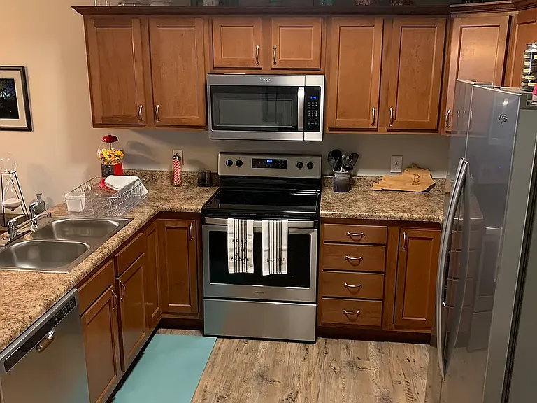 85 Melrose Dr #5 — Photo 5
