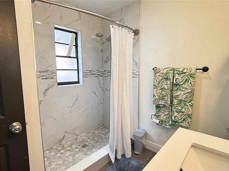 855 Sunridge Point Dr #B — Photo 10