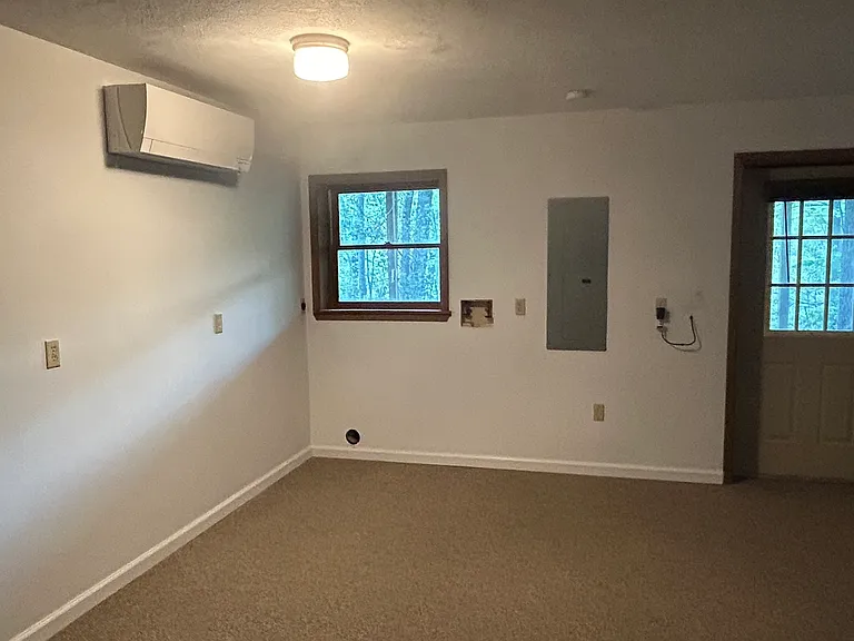 Basement Laundry hookup