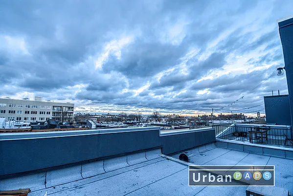 Rented by Urban Pads | media 39