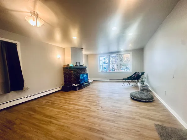 97 Sanford Place image 4 of 12