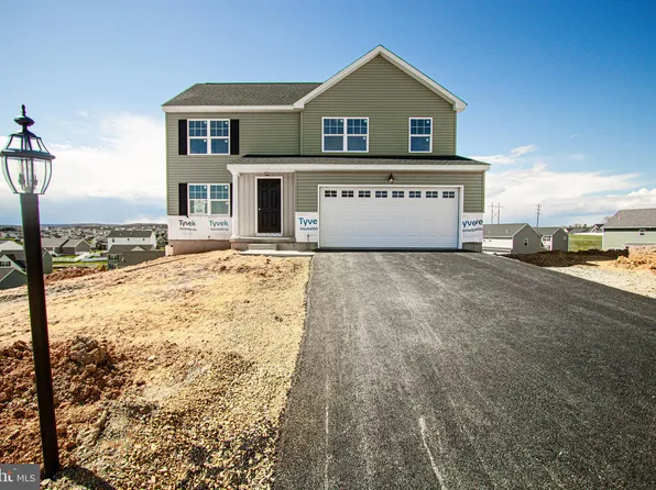 307 Valley View Cir #97, York, PA 17408