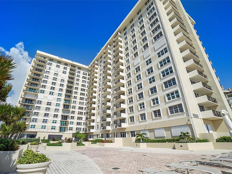 1900 S Ocean Blvd #8L — Photo 12