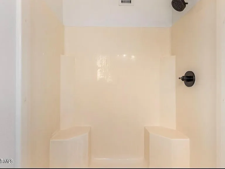 2554 W Kathleen Rd — Photo 19
