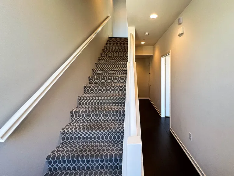 2926 Rowena Ave #2 — Photo 7
