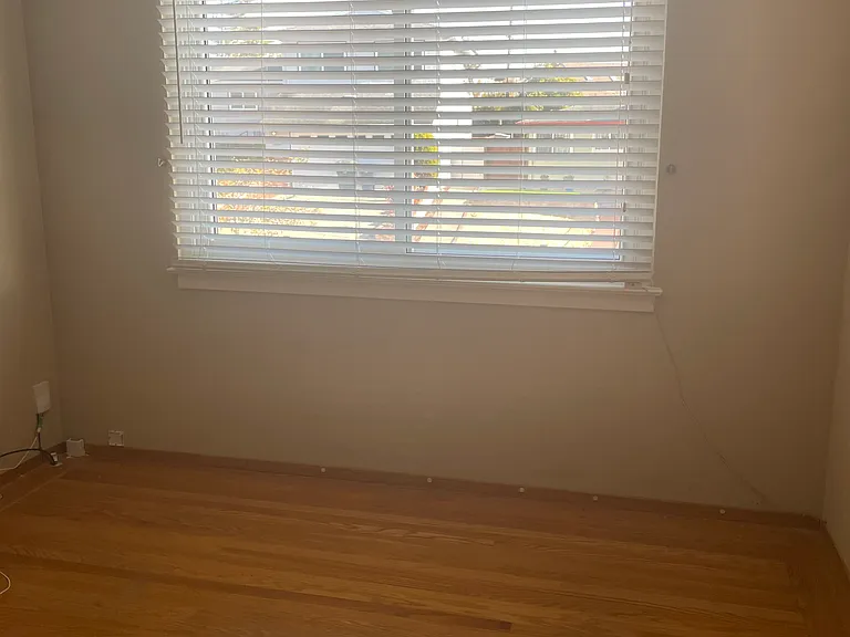 2420 Lexington Way — Photo 10