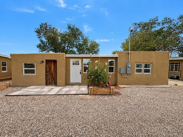 1321 15th St NW, Albuquerque, NM 87104