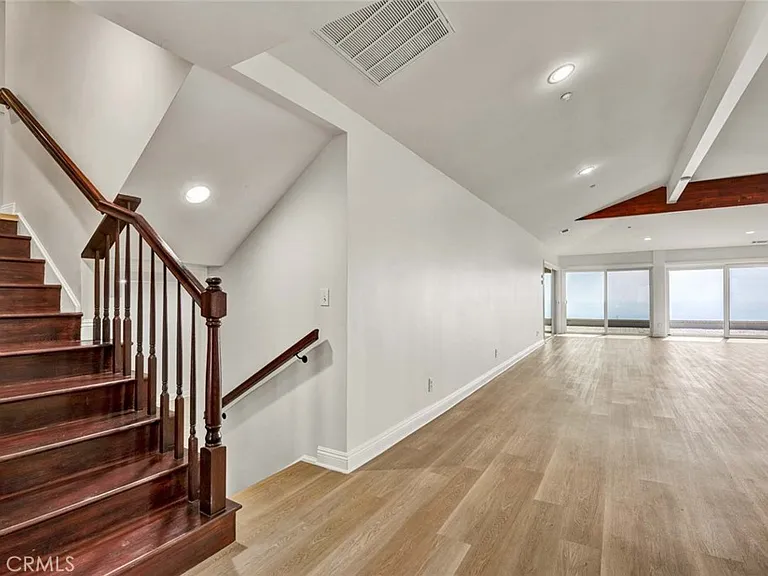 3921 Calle Real — Photo 11