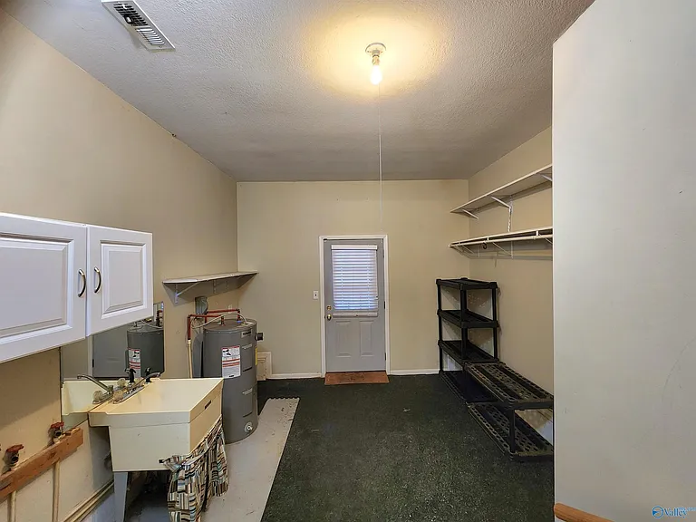 6107 Trailwood Dr — Photo 26