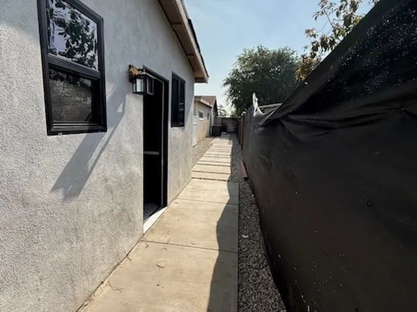 403 S Aspan Ave, Azusa, CA 91702