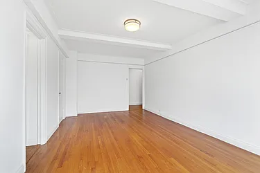 Rented by Akelius Real Estate Management