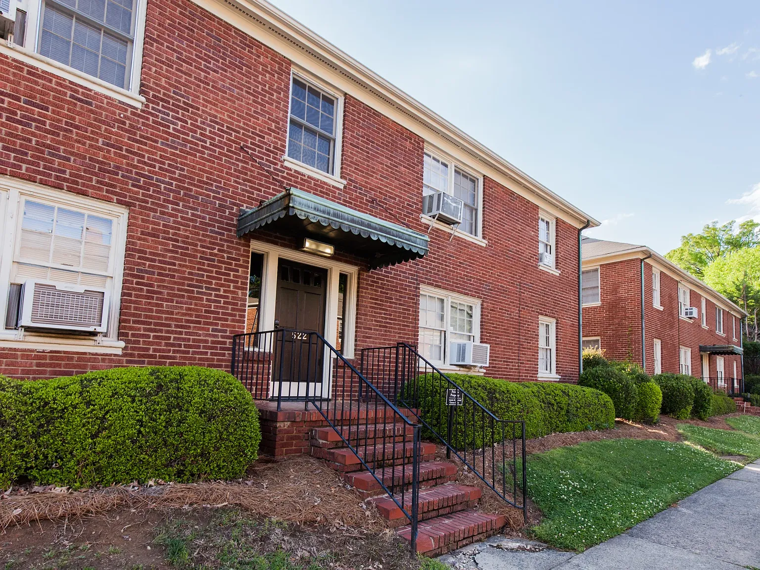 2 bed, 950 sqft, $1,295 — Photo 4