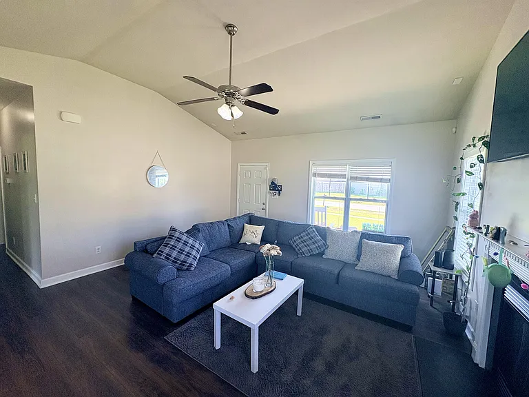 174 Moonstone Ct — Photo 18
