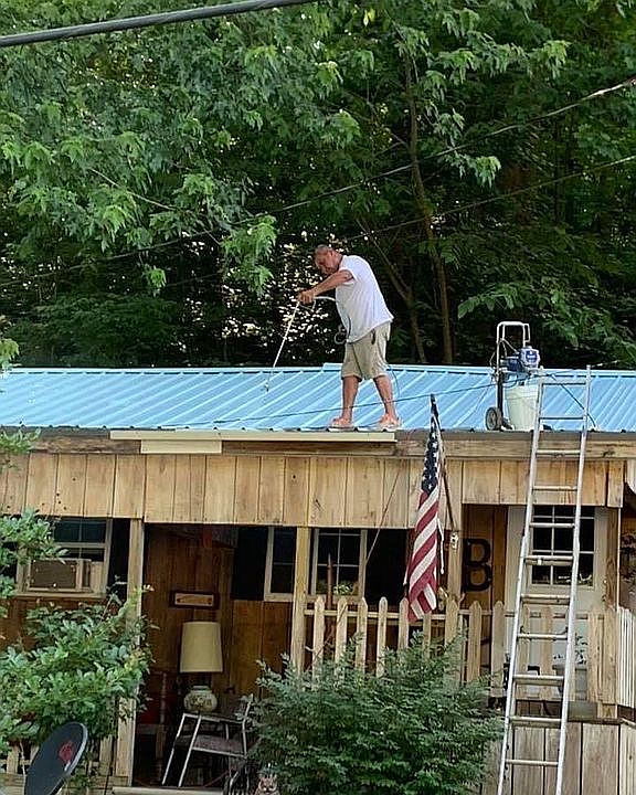 1st image of 605 Oriole Dr