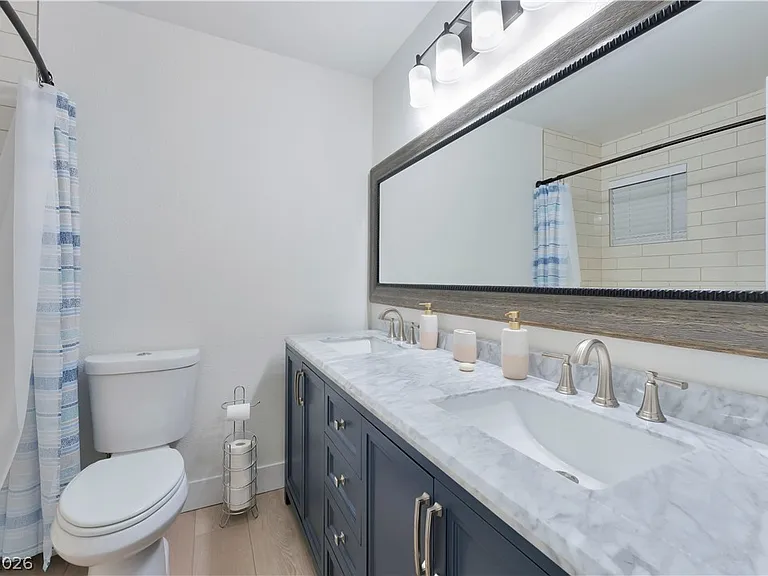 105 Marigold Ln — Photo 29