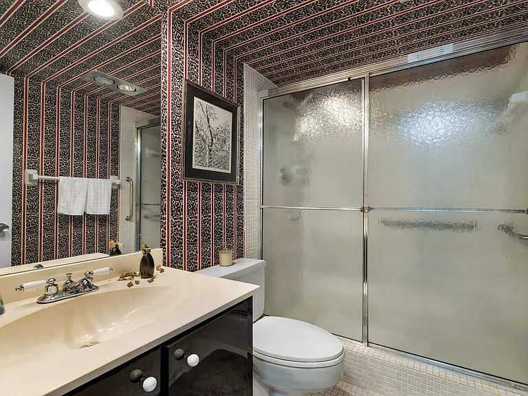3621 Oaks Clubhouse Dr #104 — Photo 19