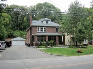 277 Woodbury Rd, Huntington, NY 11743