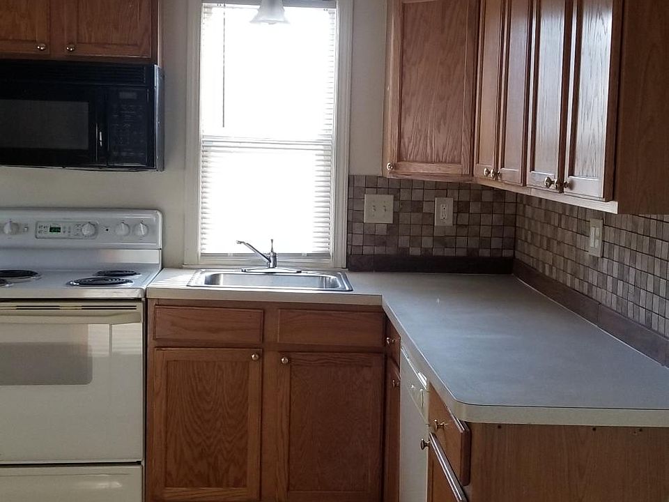 1st image of 267 Voorheis St