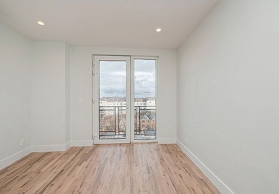2nd image of 3013 Barker Ave APT 7B