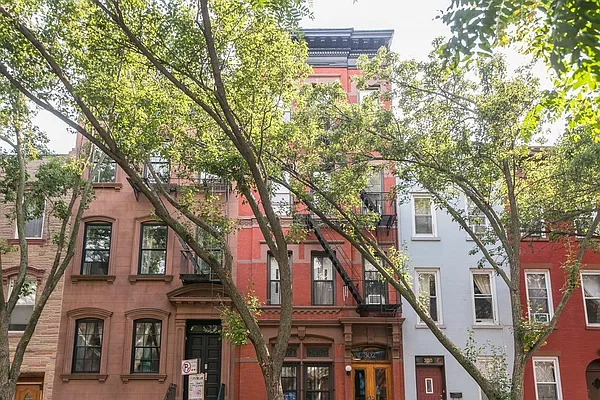 Rented by MNS | media 38