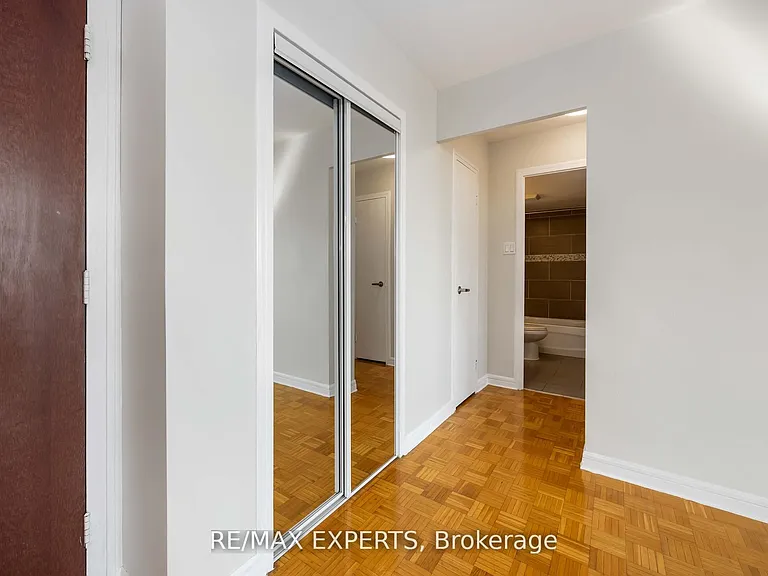 360 Ridelle Ave #612 — Photo 20