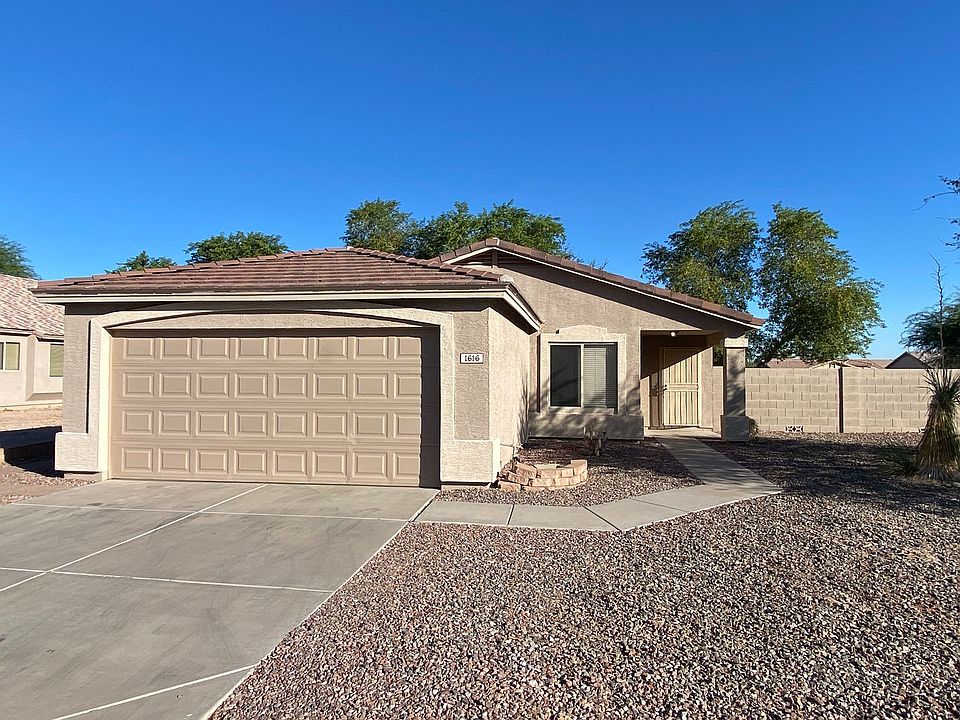 1st image of 1616 E Desert Ln