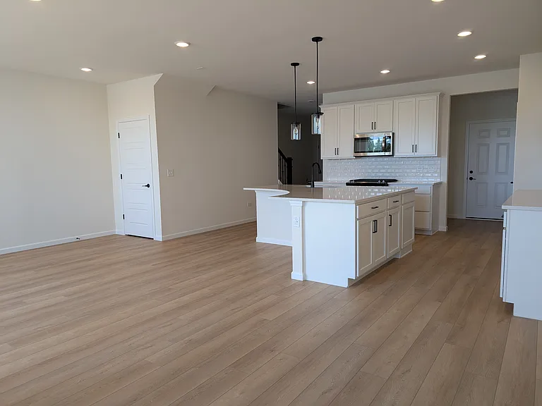 2331 Ryegrass Ln — Photo 7