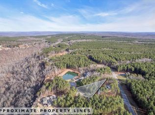 220 Moonshine Dr #Jf24, Jasper, TN 37347