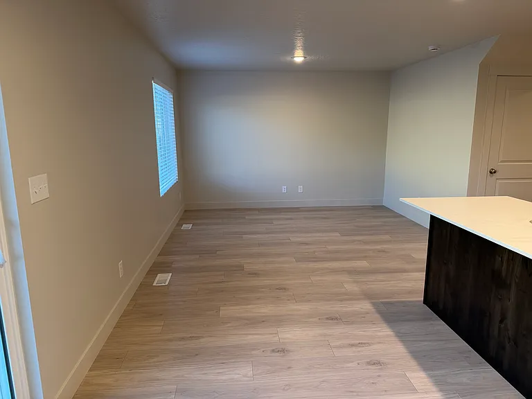 4013 S Woodland Ave — Photo 17