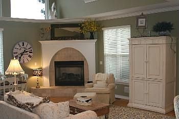 2nd image of 517 Florence Ct #1