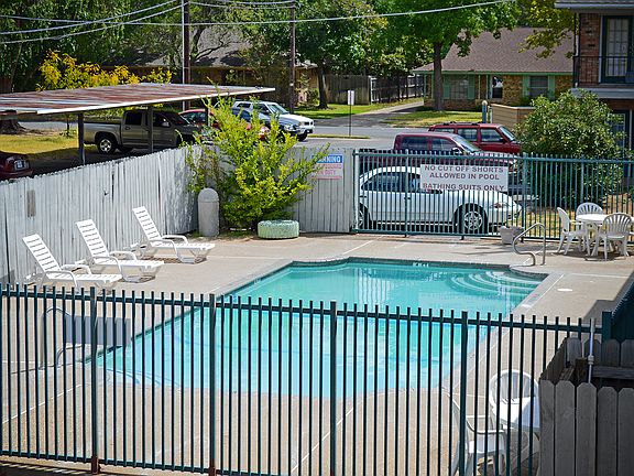 5th image of 415 Archer Dr APT 433