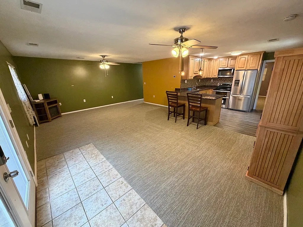 675 Three Springs Road - 1 — Photo 2