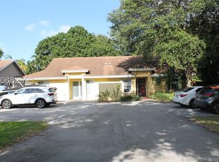 4944 SW 26th Ter, Fort Lauderdale, FL 33312