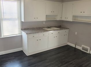 21214 Ball Ave APT 1, Euclid, OH