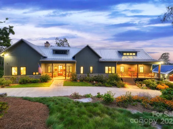 17 Elk Trl, Asheville, NC 28804