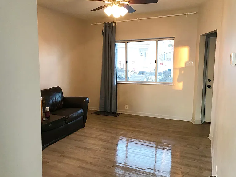 1611 Myler St — Photo 18